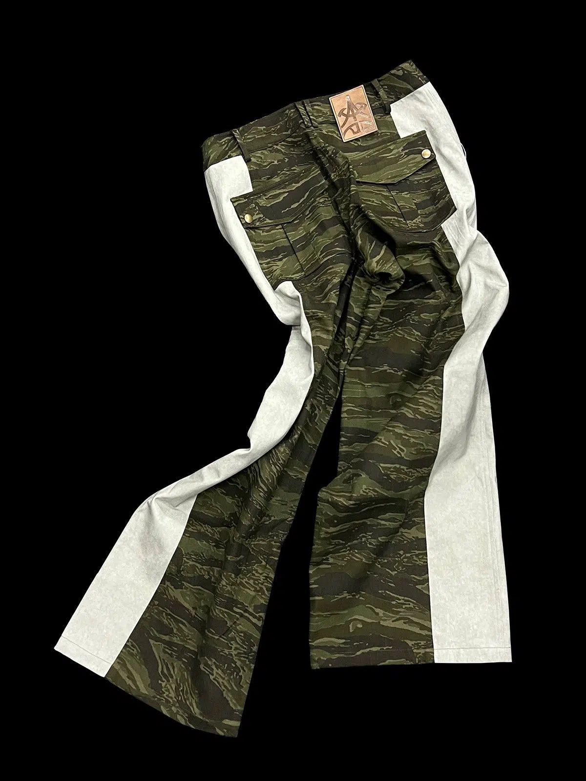 Side Contrast Camouflage Pants Korean Street Fashion Pants By Apriority Shop Online at OH Vault